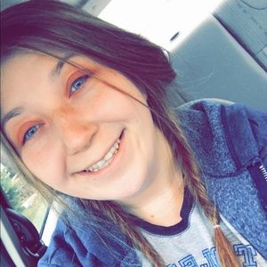 Meet your Posher, Haley